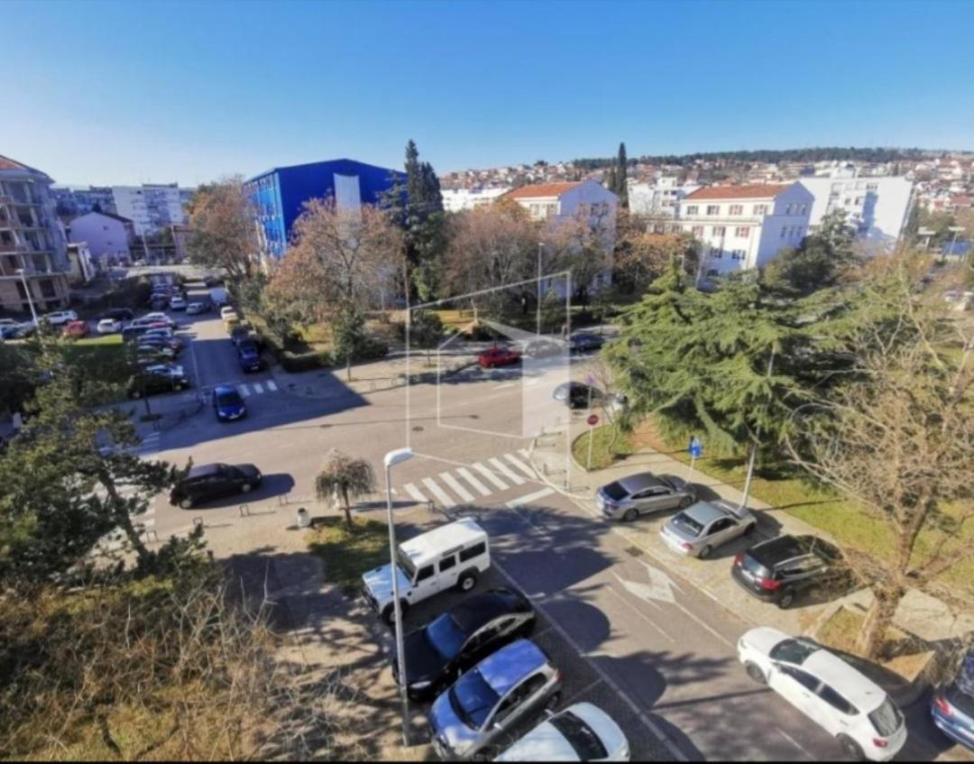 2 Bedroom Centre Apartment Podgoriţa Exterior foto