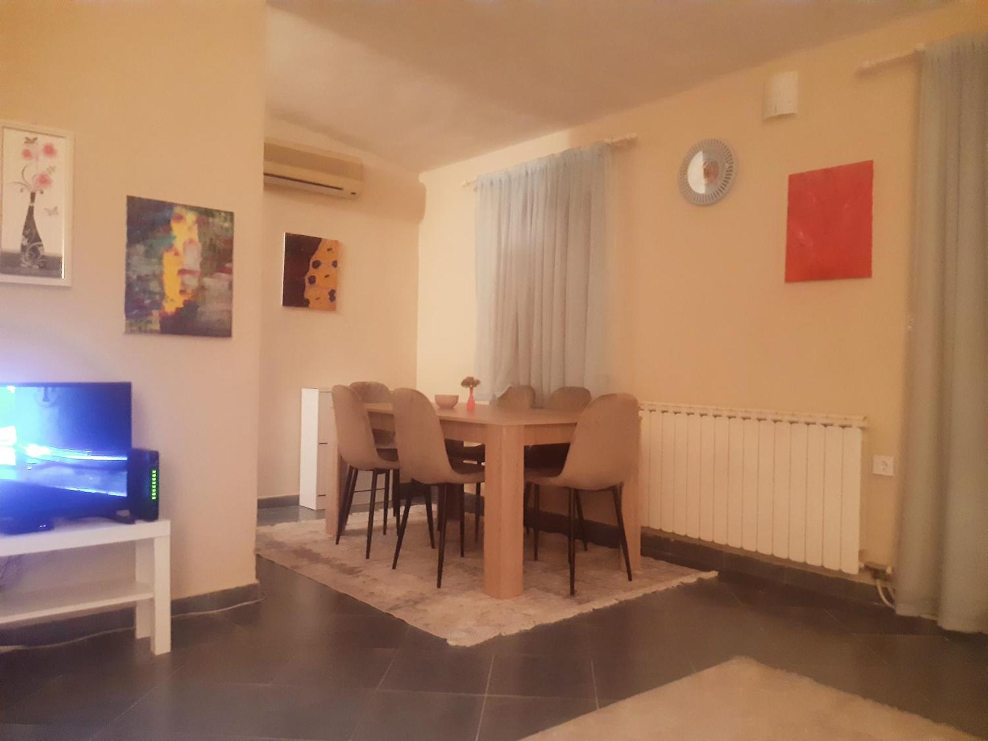 2 Bedroom Centre Apartment Podgoriţa Exterior foto